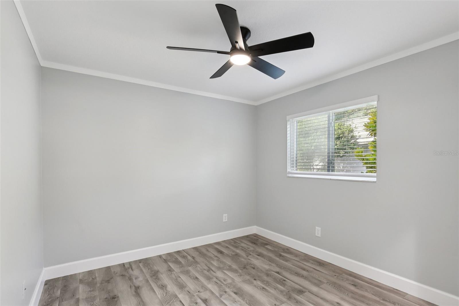 HIGHLAND LAKES - Residential Lease