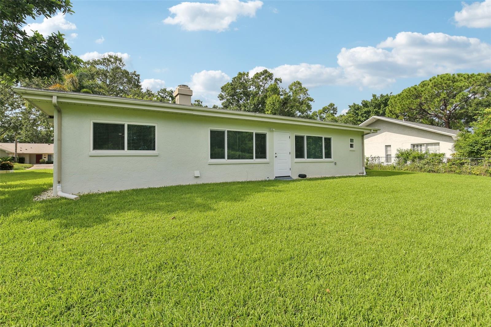 HIGHLAND LAKES - Residential Lease