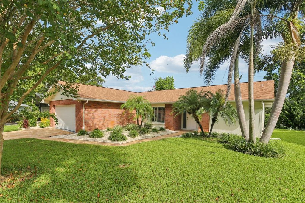 Photo of 2866 Thistle Court N, Palm Harbor, FL 34684 (MLS # TB8442115)