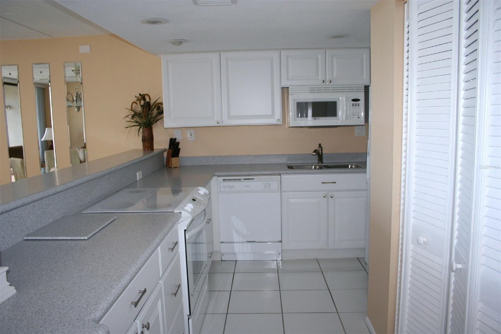 Pelican - Residential