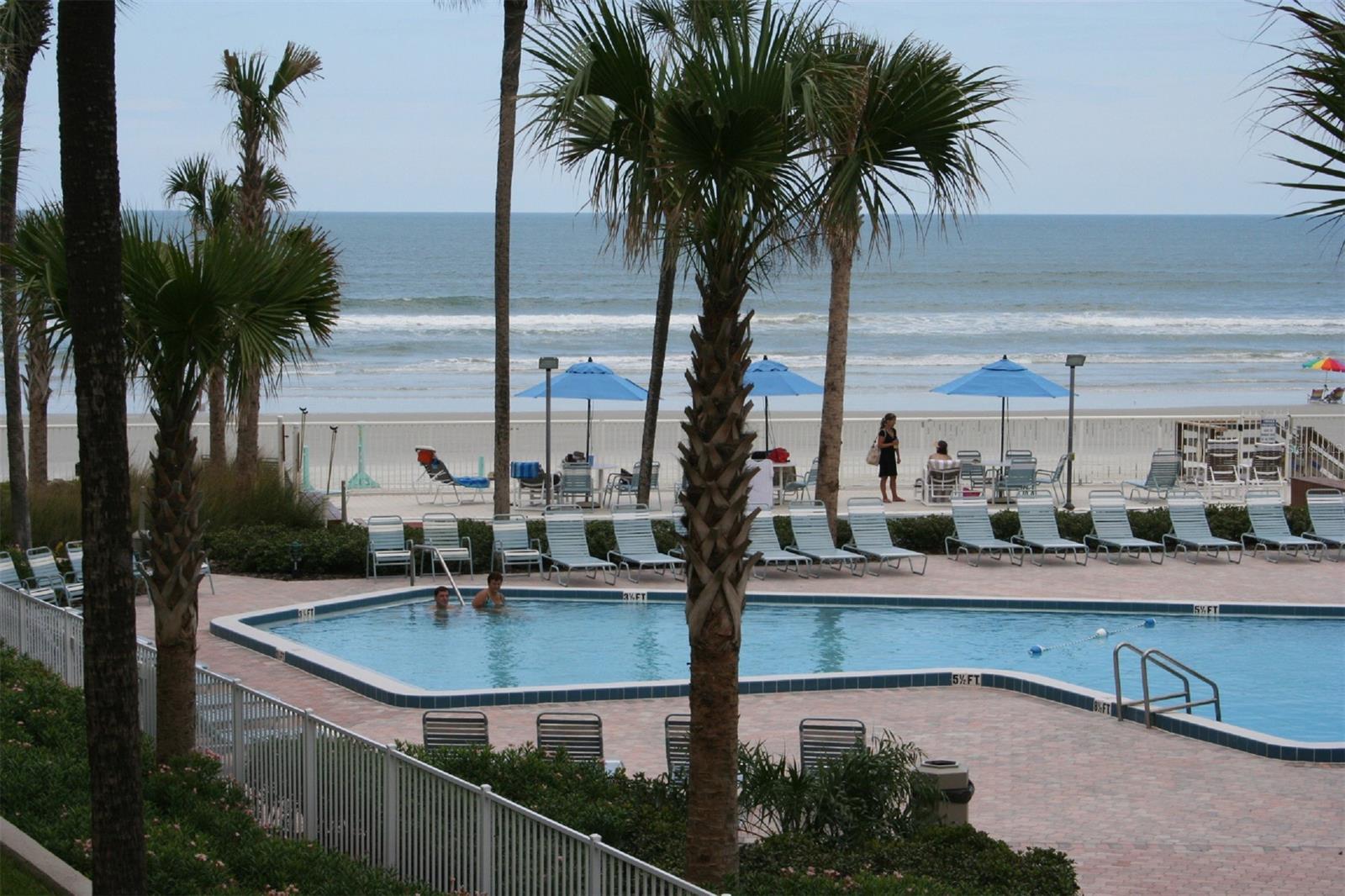 Pelican - Residential