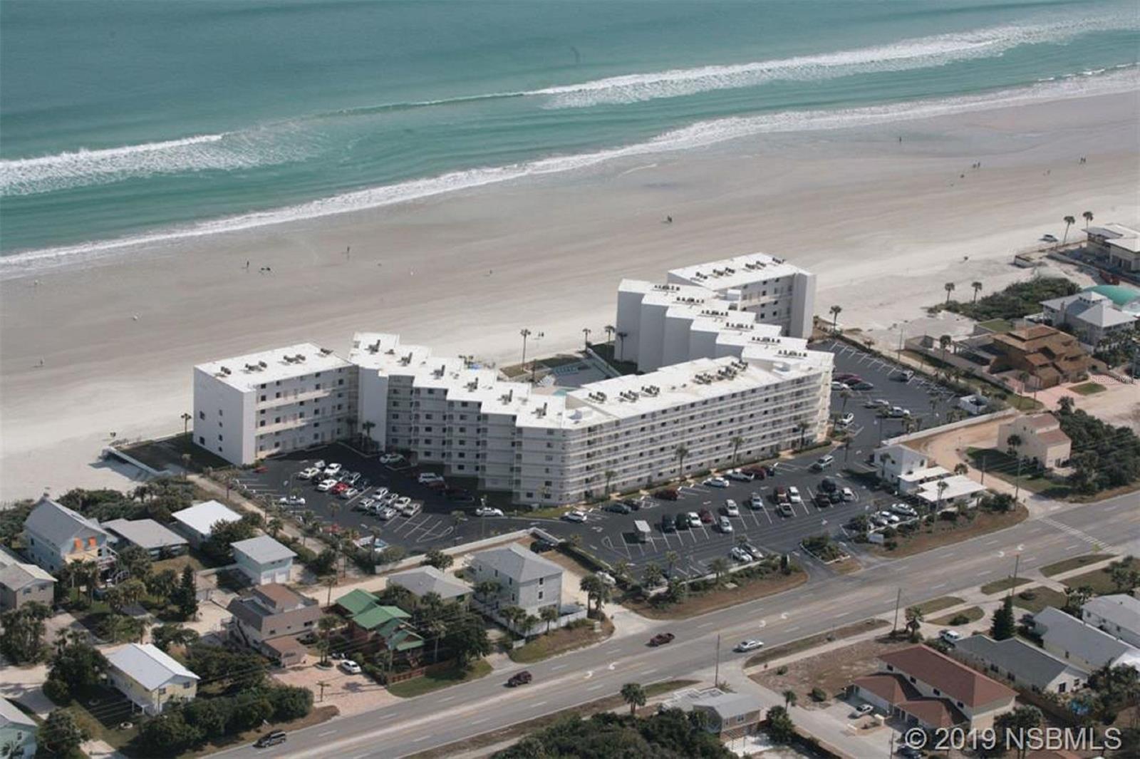 Pelican - Residential