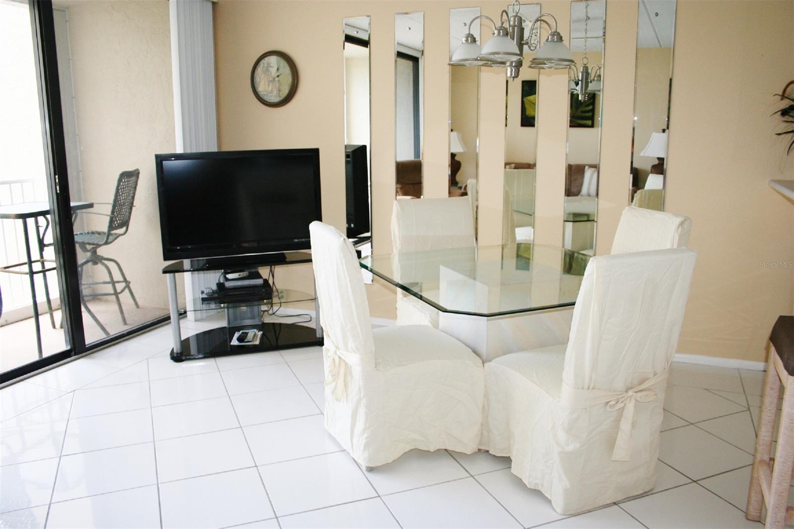 Pelican - Residential