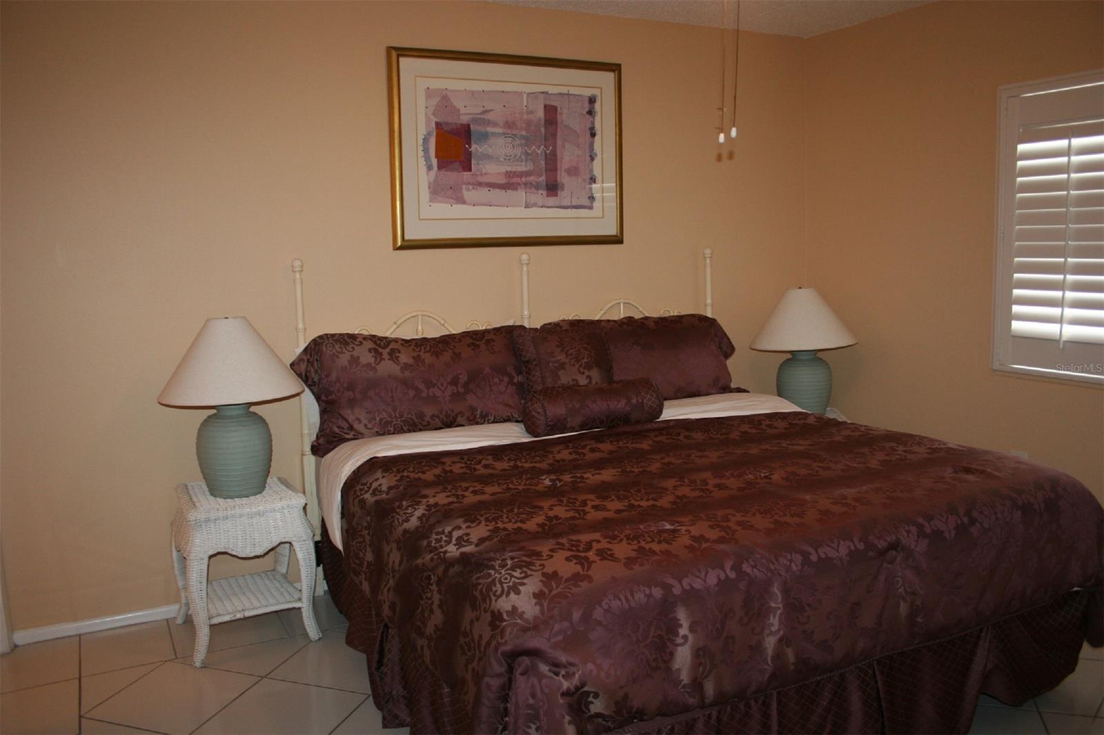 Pelican - Residential