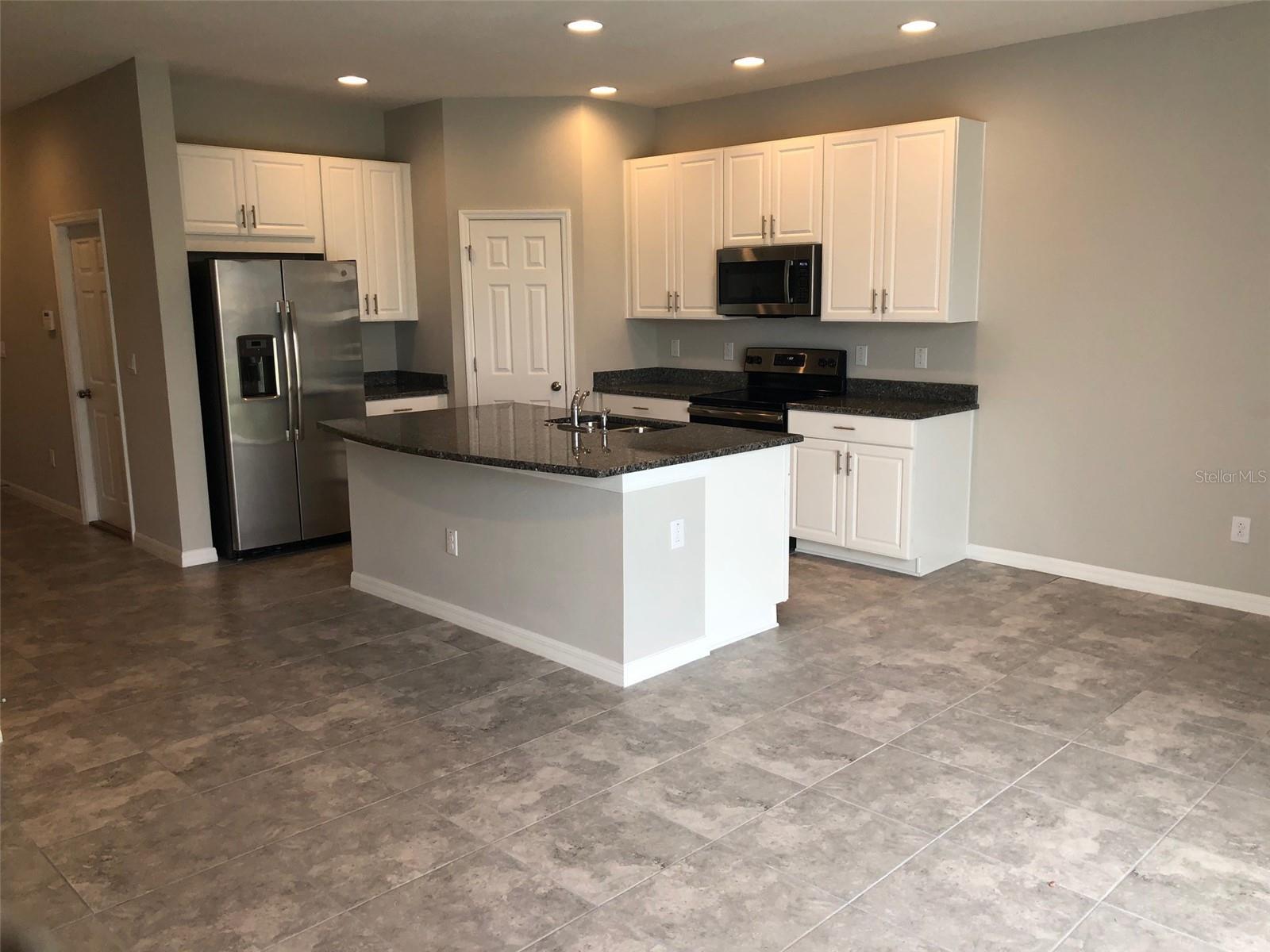 OAK CREEK - Residential