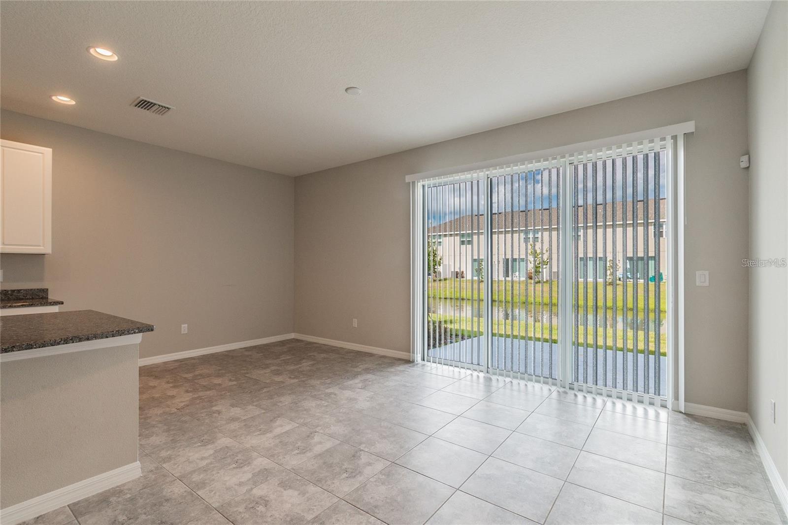 OAK CREEK - Residential