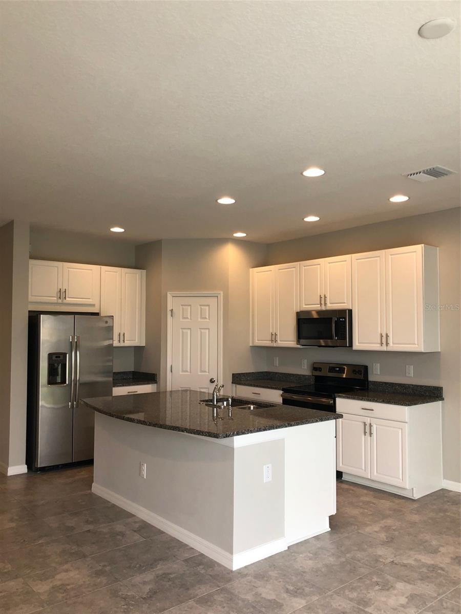 OAK CREEK - Residential