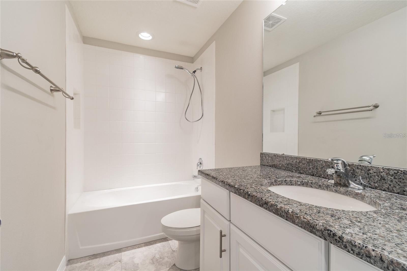 OAK CREEK - Residential
