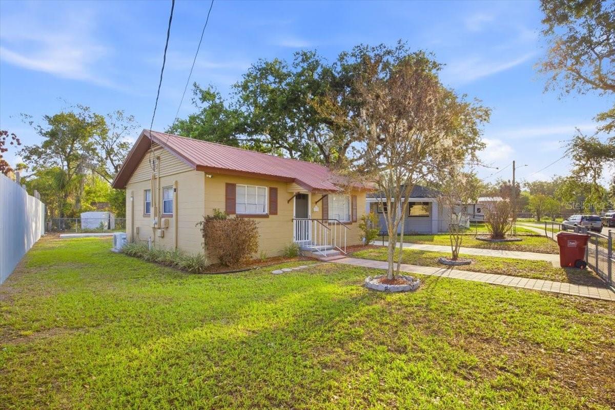 BURCHWOOD - Residential