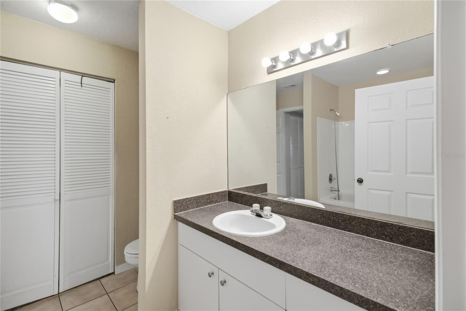 AZUR/METROWEST - Residential