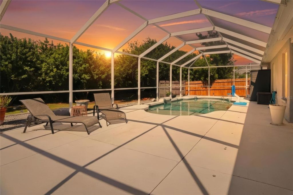 Photo of 314 111th Street E, Bradenton, FL 34212 (MLS # A4684453)