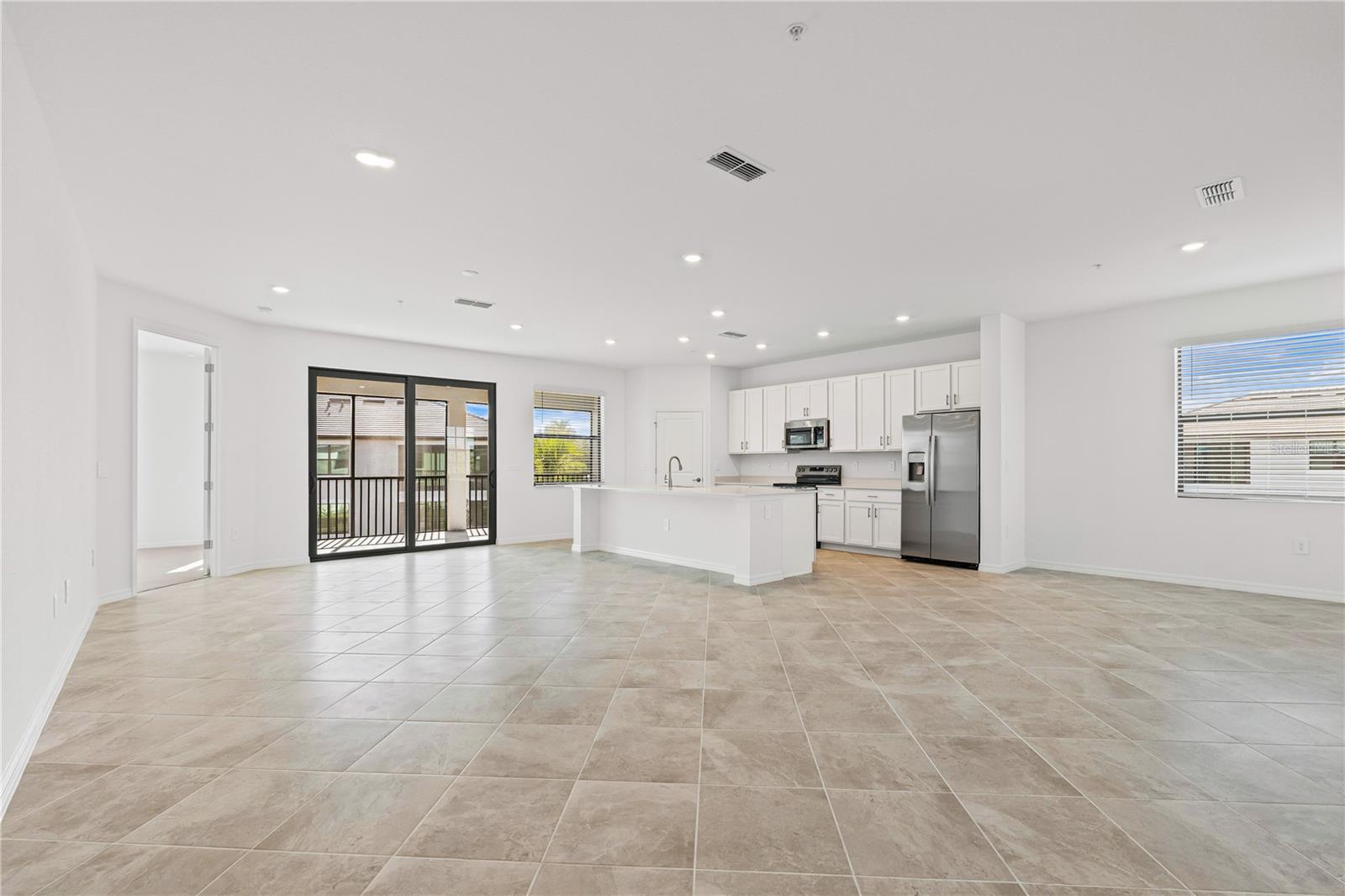 LEGENDS COVE - Residential