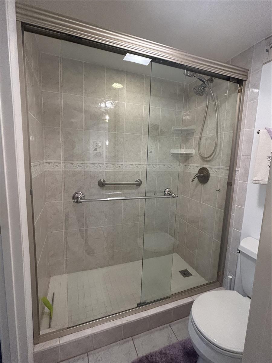 WATERS EDGE 3 CONDO - Residential