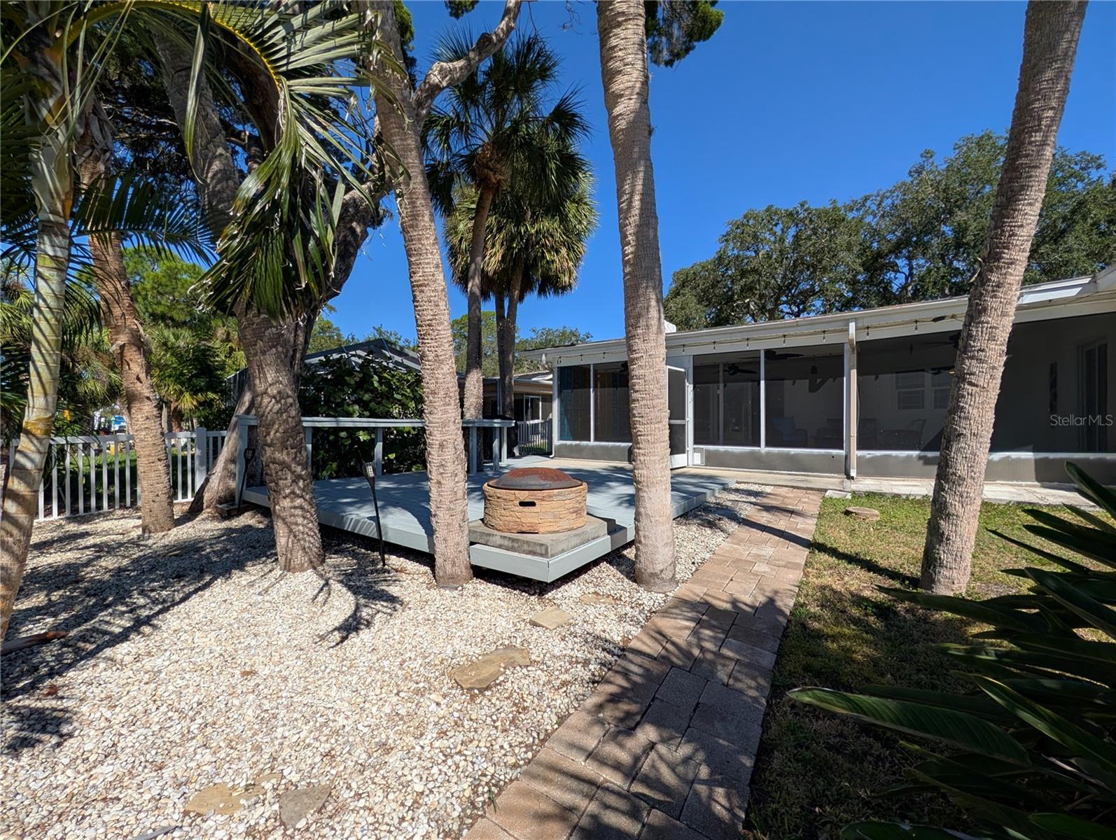 GULF HARBORS WOODLANDS - Residential Lease