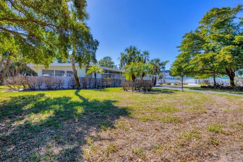 A home in SARASOTA