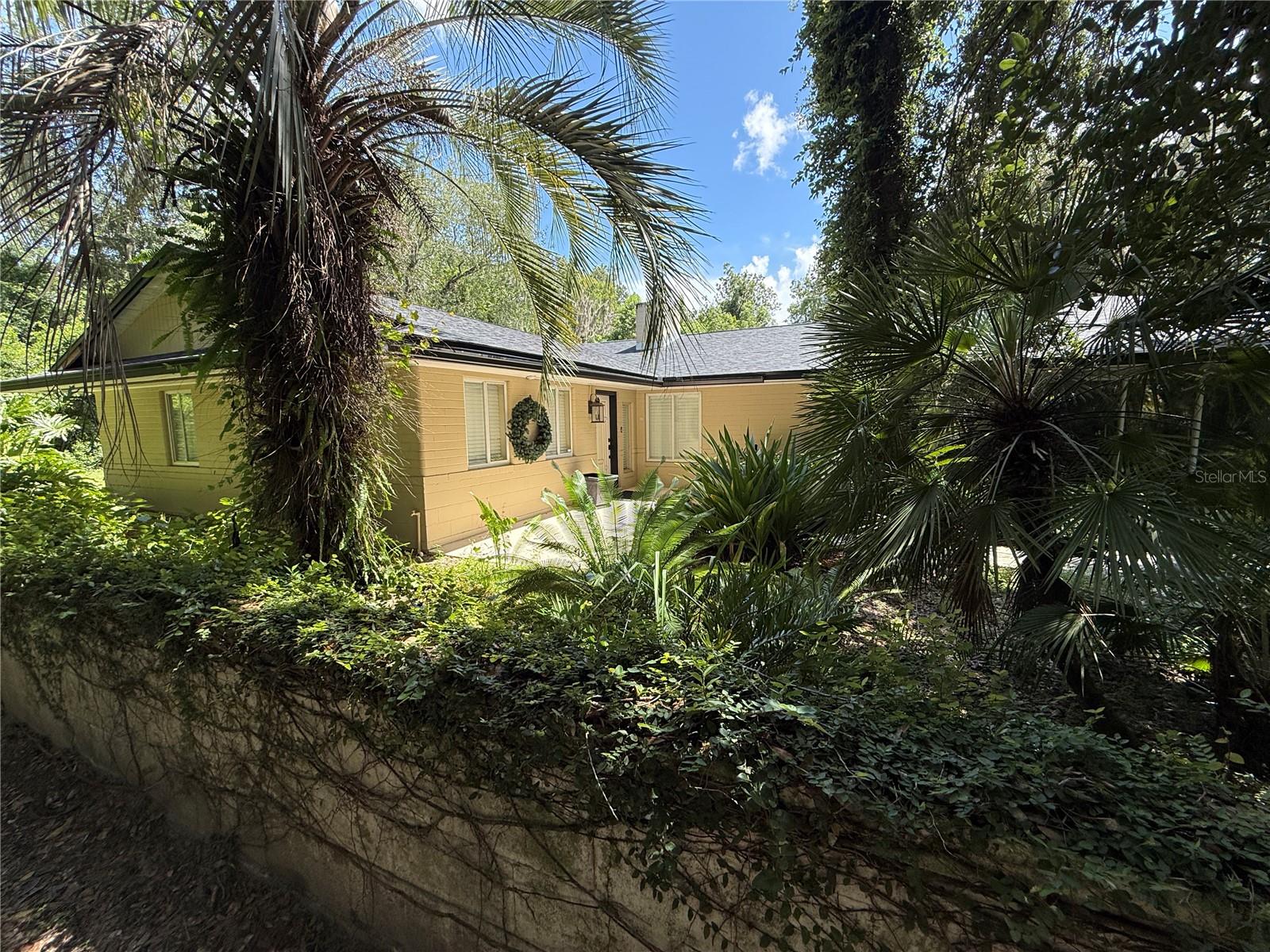 555 NW 23RD STREET