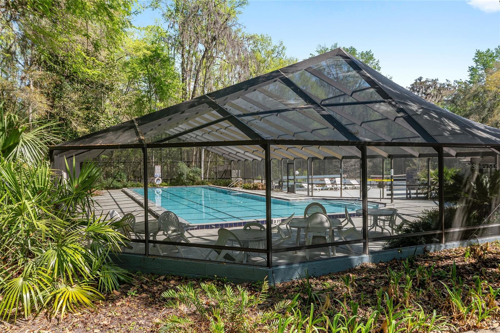 VINTAGE VIEW - Residential