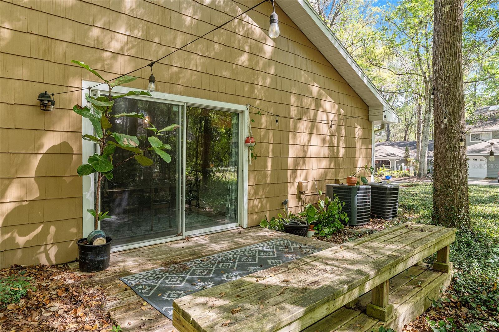 VINTAGE VIEW - Residential