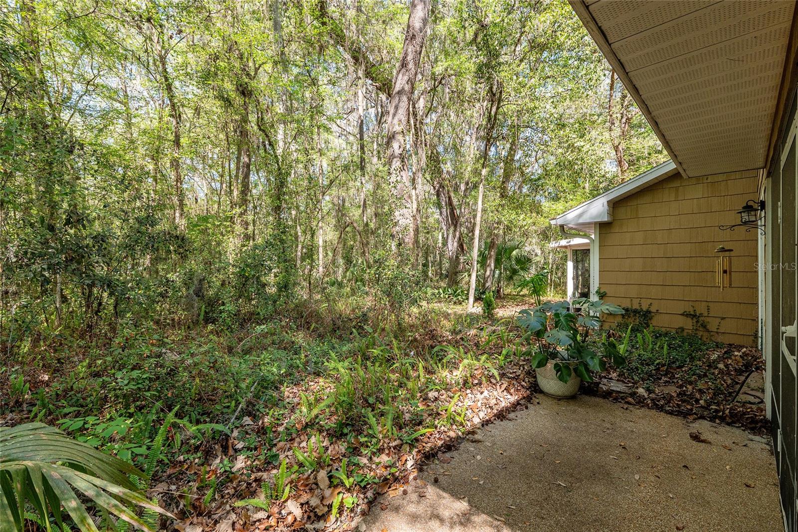 VINTAGE VIEW - Residential