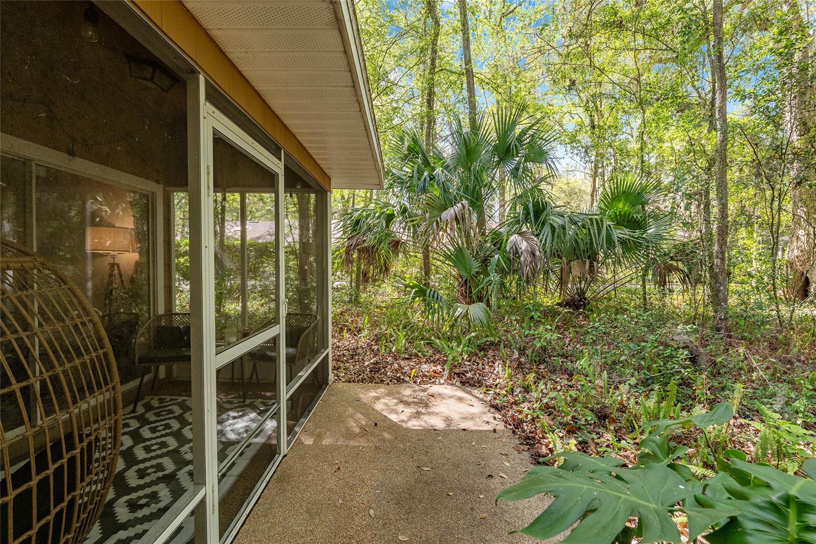 VINTAGE VIEW - Residential