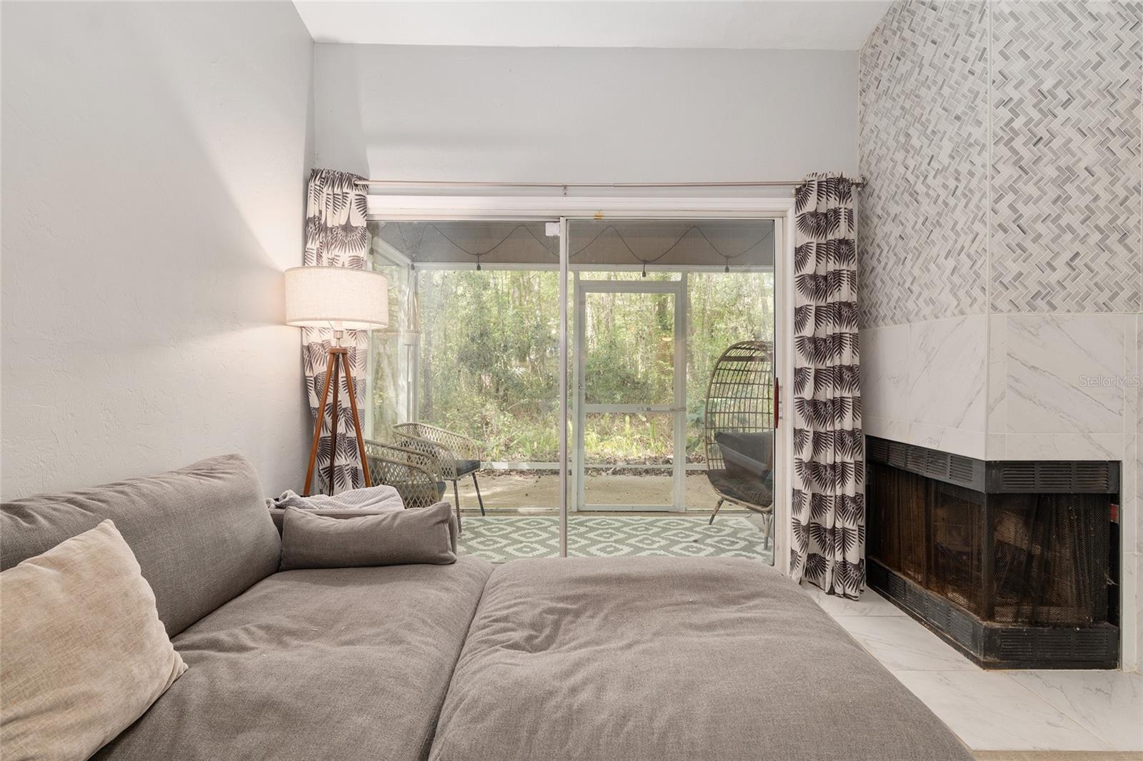 VINTAGE VIEW - Residential