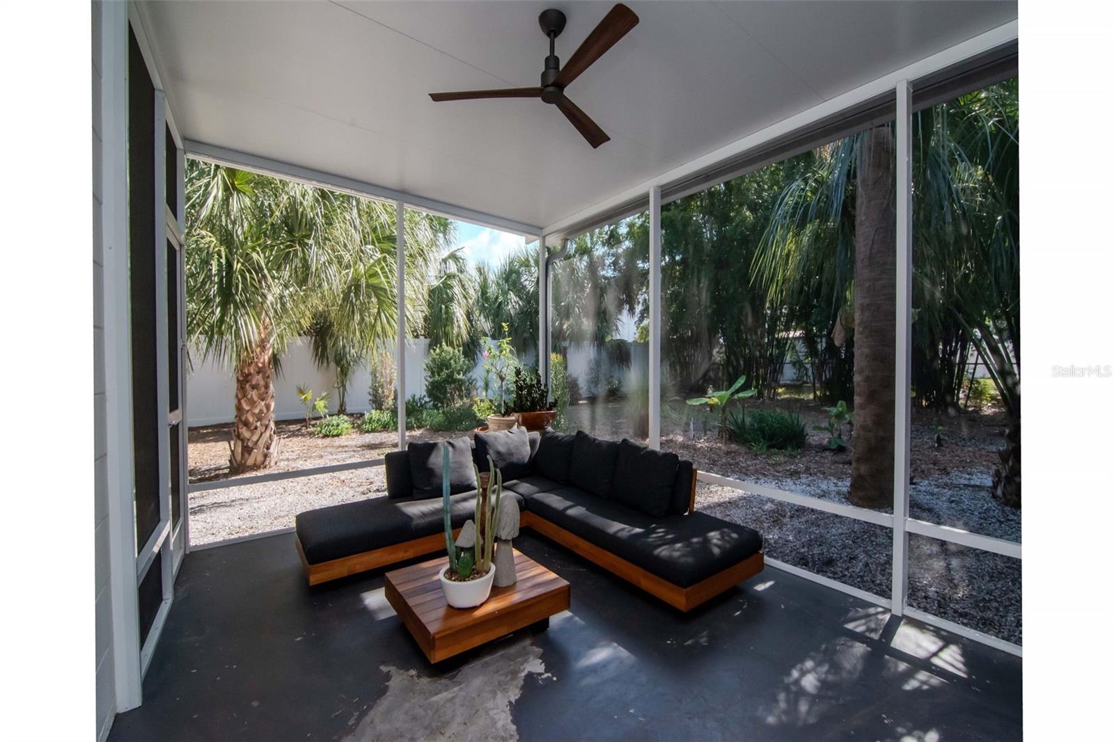 BAYHILL ESTATES - Residential