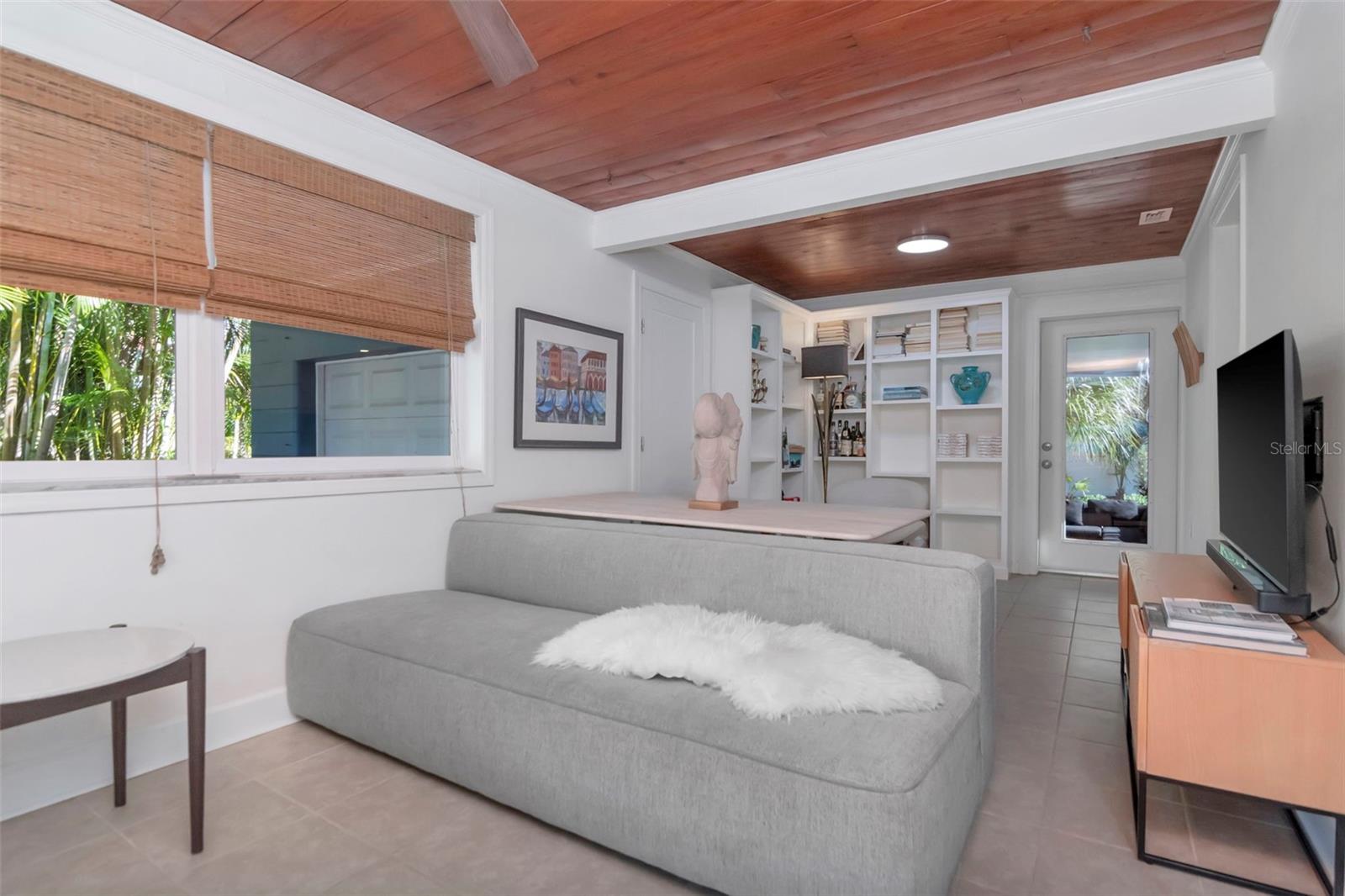 BAYHILL ESTATES - Residential