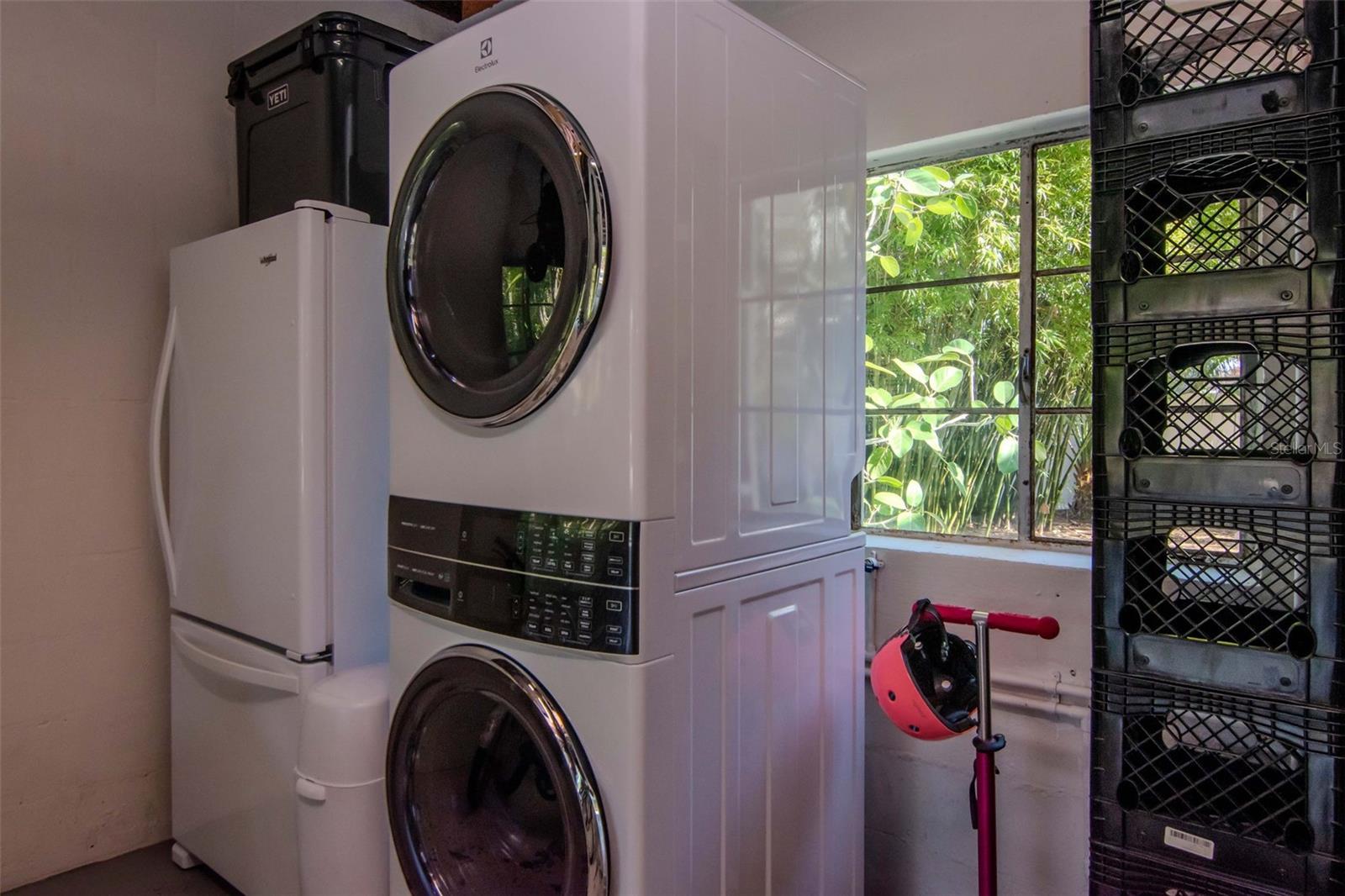 BAYHILL ESTATES - Residential