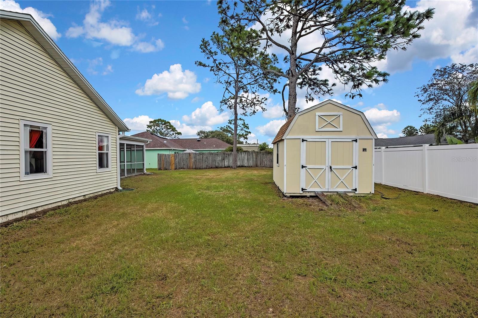SPRING HILL - Residential