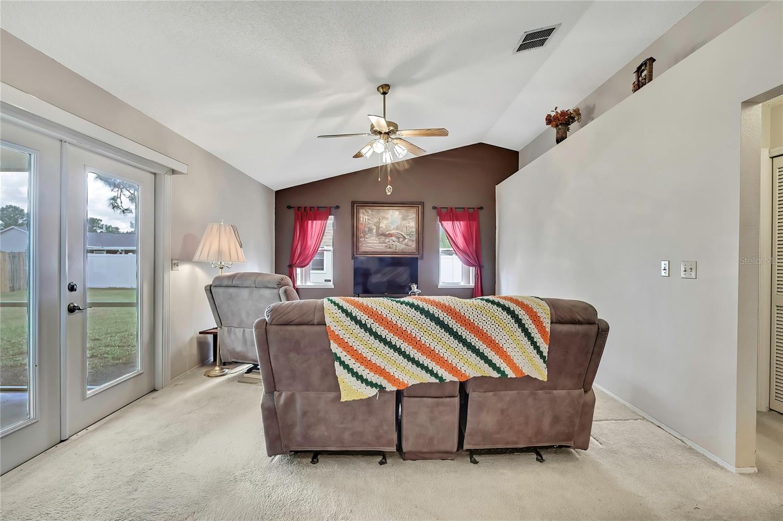 SPRING HILL - Residential