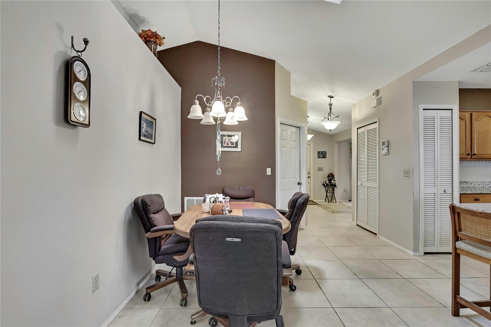 SPRING HILL - Residential
