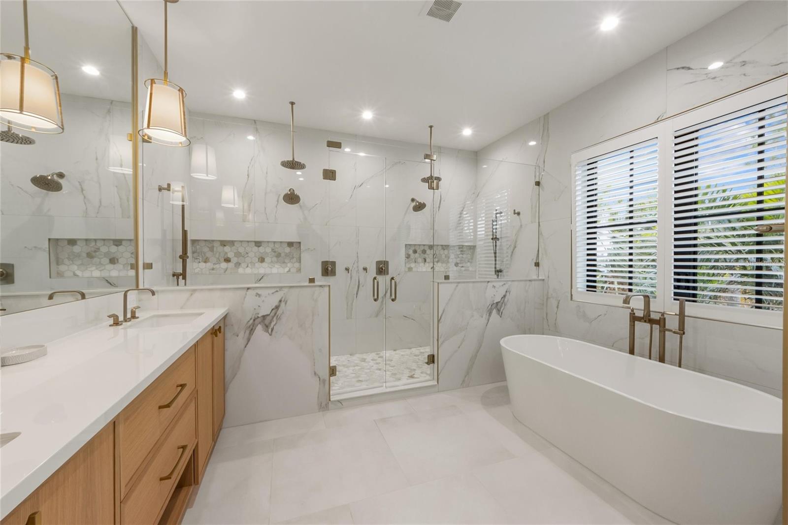 BIMINI BAY ESTATES - Residential