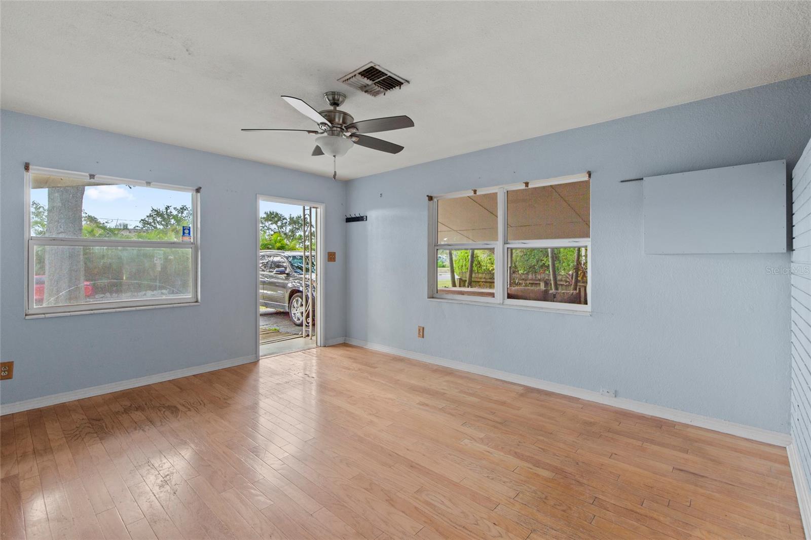 NORTH ST PETERSBURG - Residential