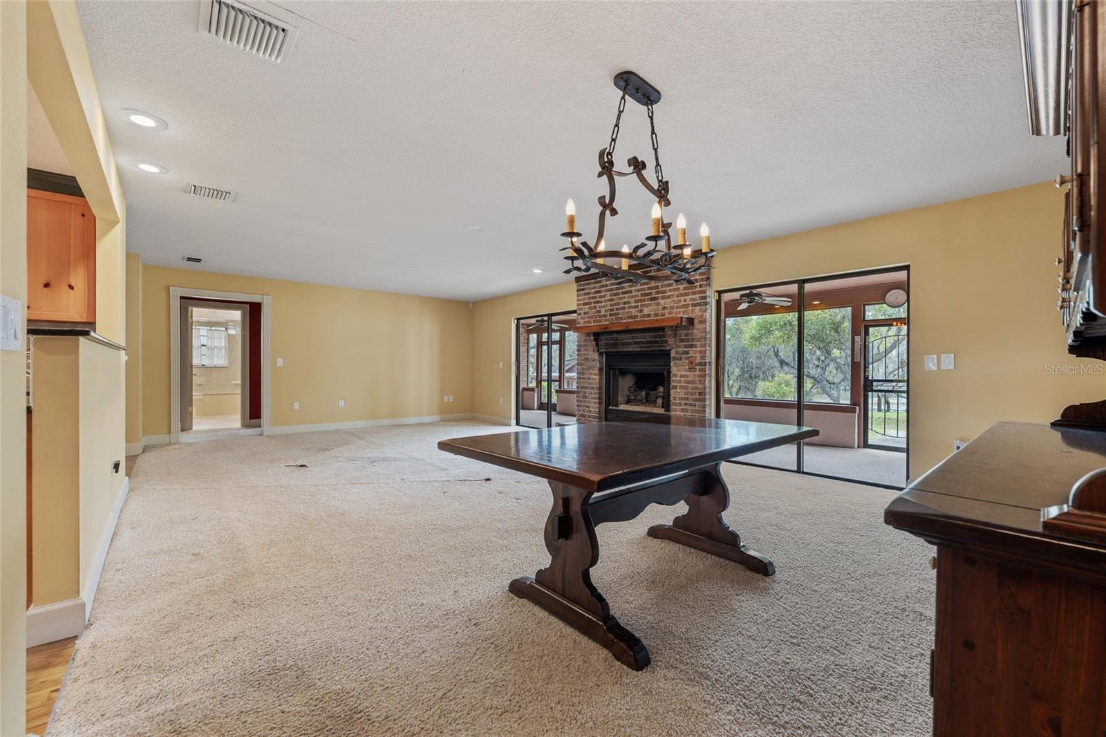 LAKE AVALON HEIGHTS - Residential