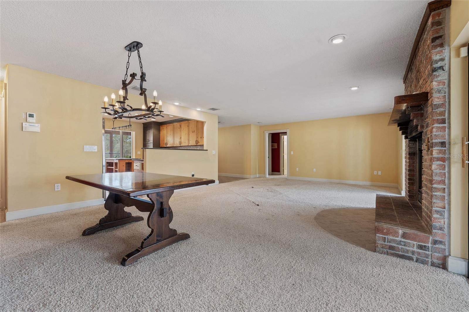 LAKE AVALON HEIGHTS - Residential