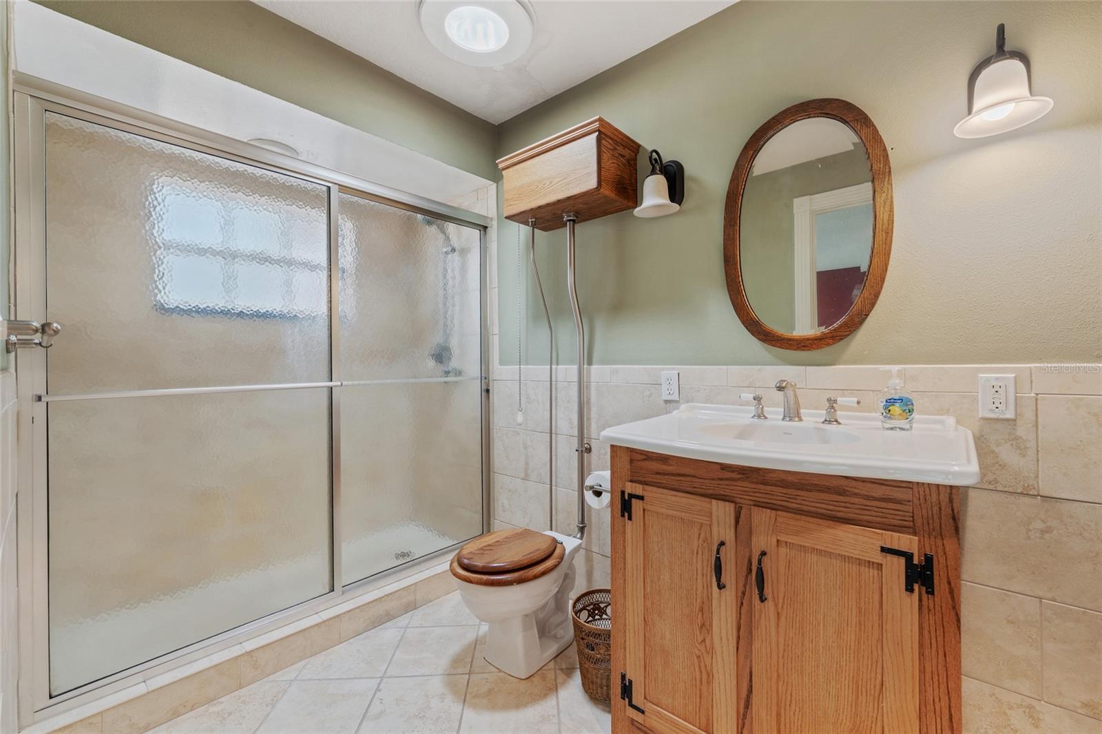 LAKE AVALON HEIGHTS - Residential