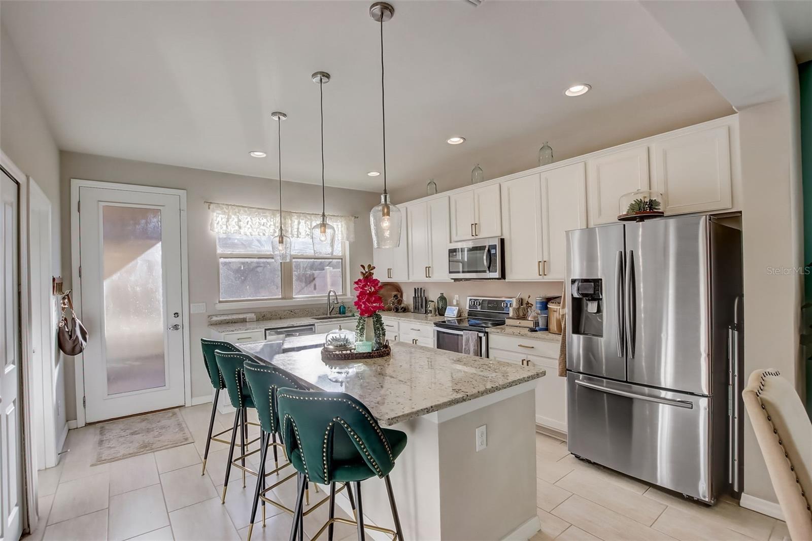 LAKEVIEW POINTE/HORIZON WEST P - Residential