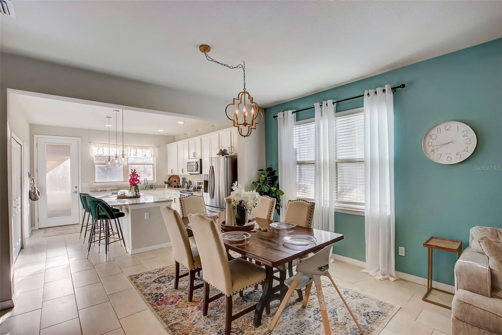 LAKEVIEW POINTE/HORIZON WEST P - Residential