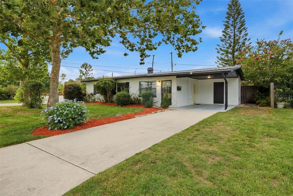 Photo of 8019 Cornwall Lane, Tampa, FL 33615 (MLS # TB8514994)