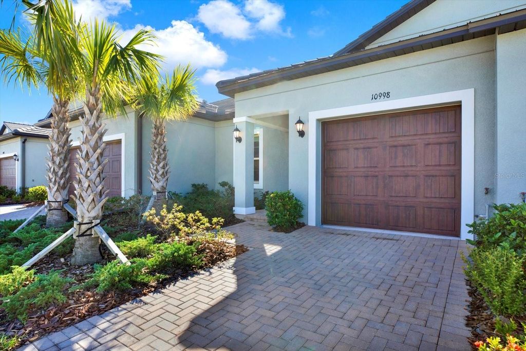 Photo of 10998 Gable Dig Loop, San Antonio, FL 33576 (MLS # TB8456614)