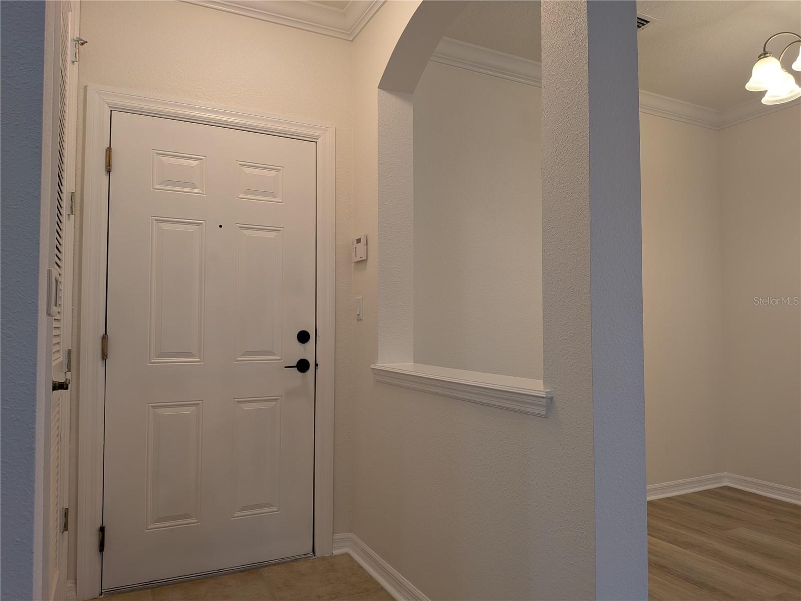 LAKESIDE/LKS/WINDERMERE - Residential Lease