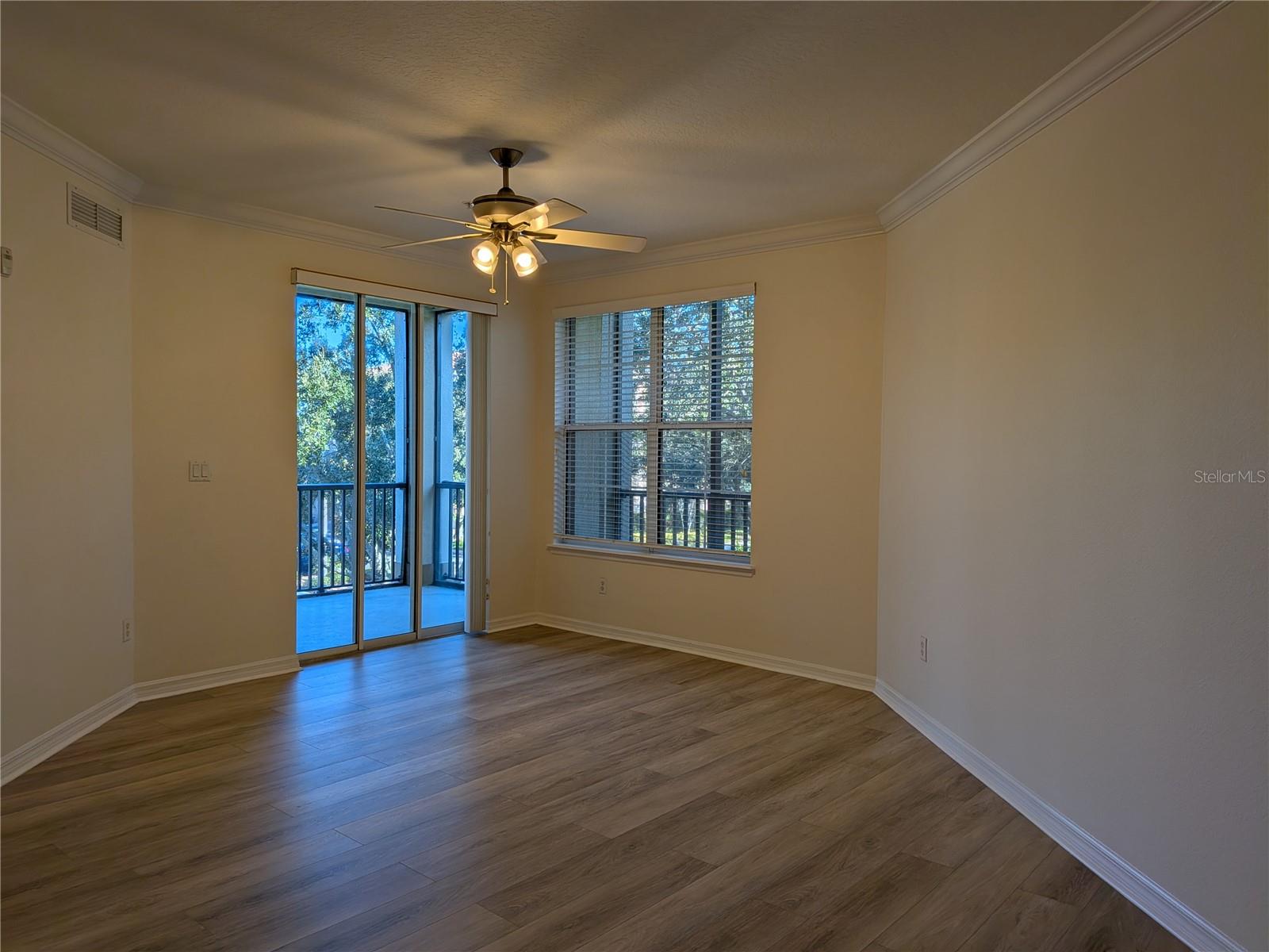 LAKESIDE/LKS/WINDERMERE - Residential Lease