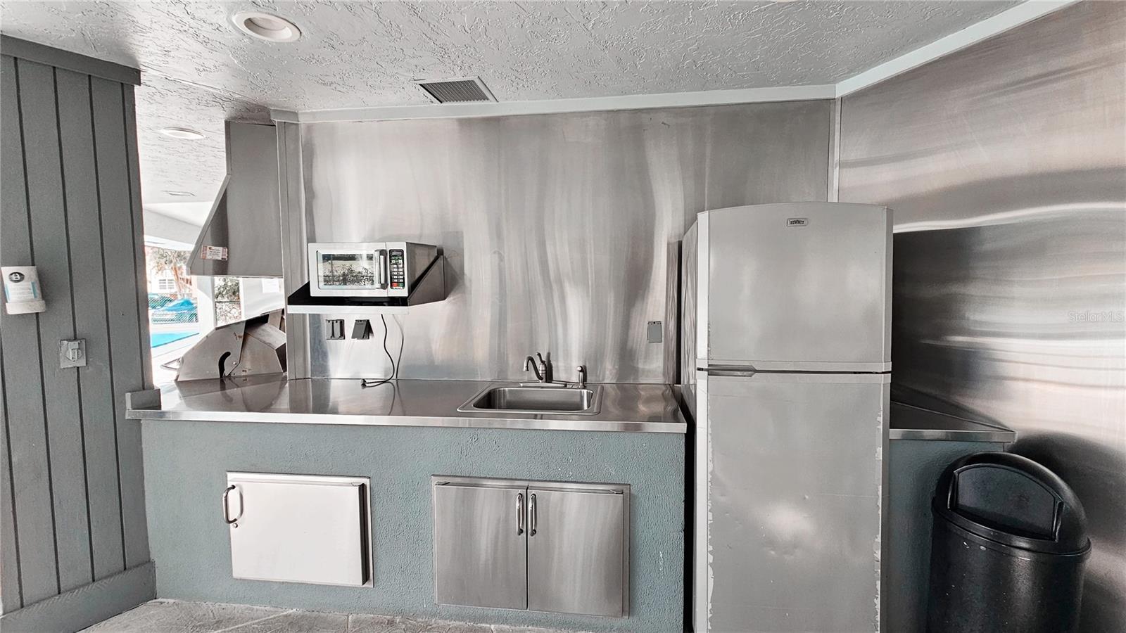 HOLLYBROOK GOLF & TENNIS CLUB CONDO - Residential