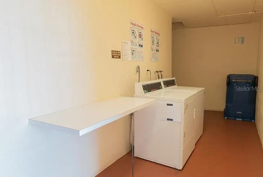 HOLLYBROOK GOLF & TENNIS CLUB CONDO - Residential