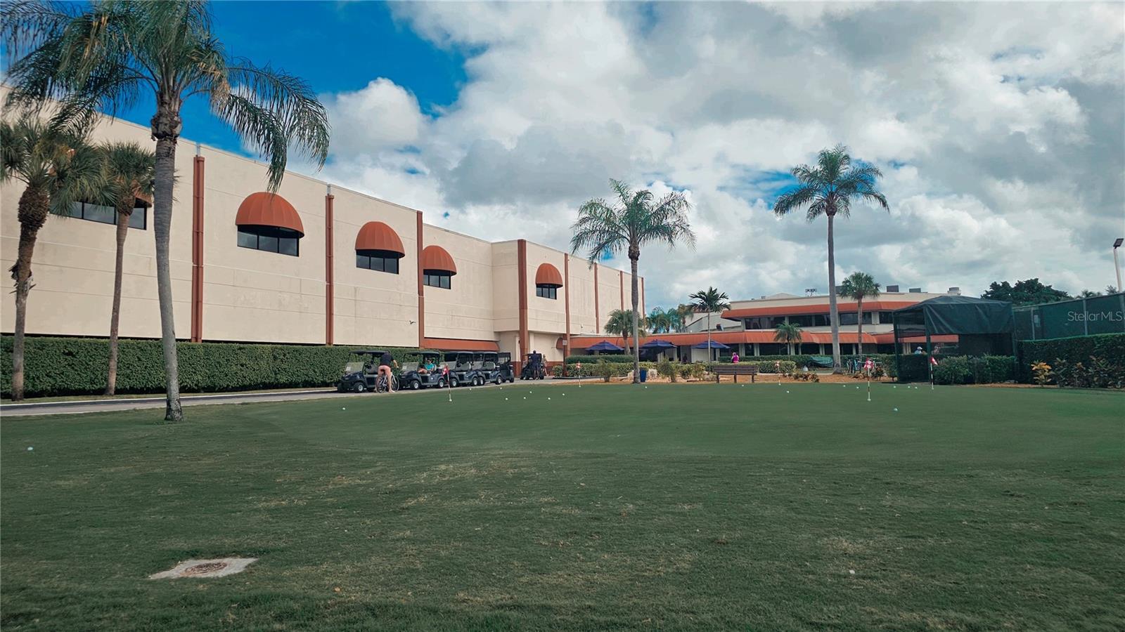 HOLLYBROOK GOLF & TENNIS CLUB CONDO - Residential