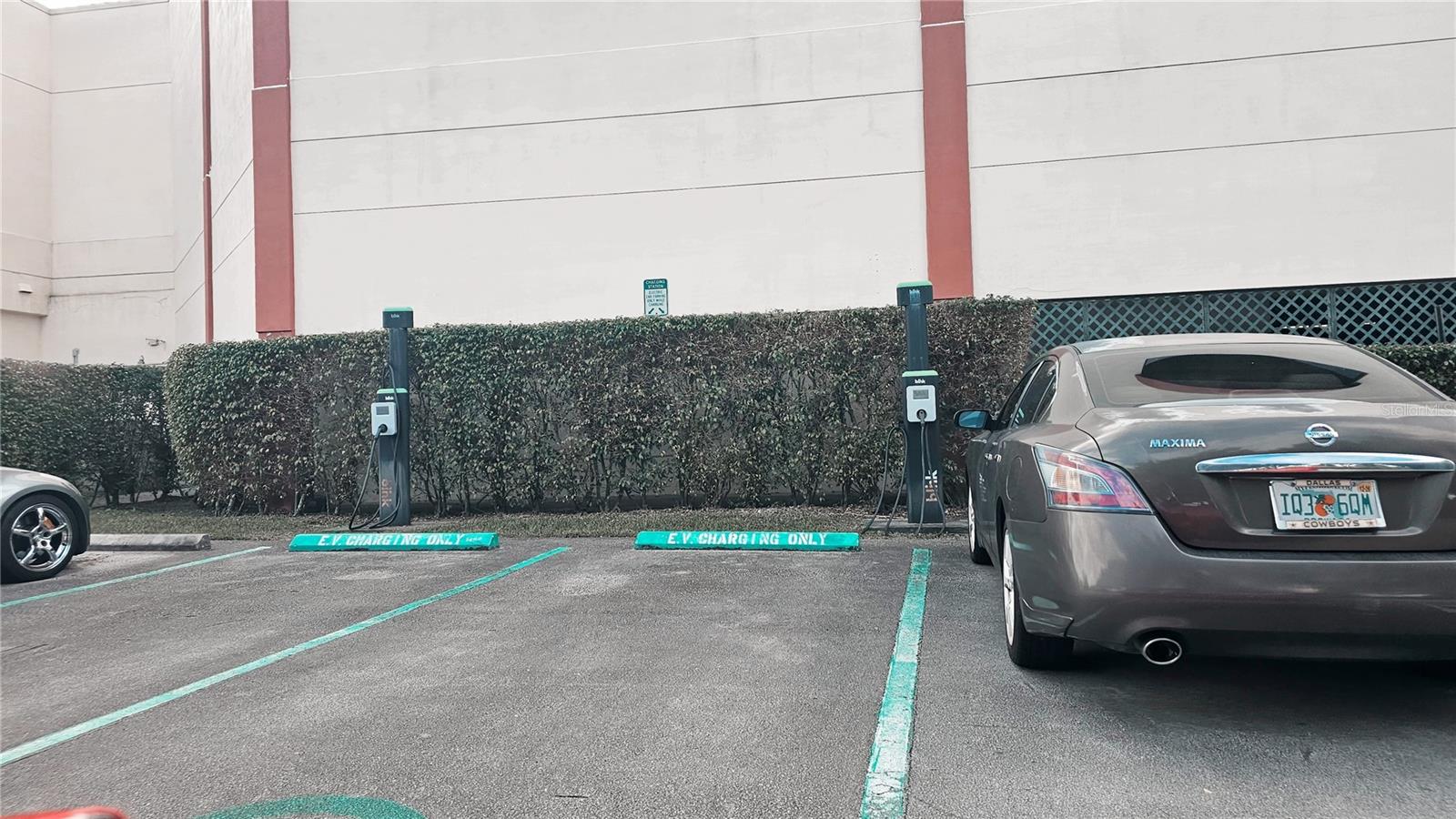 HOLLYBROOK GOLF & TENNIS CLUB CONDO - Residential