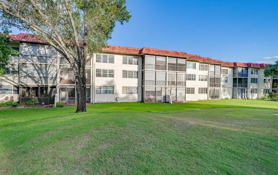 HOLLYBROOK GOLF & TENNIS CLUB CONDO - Residential
