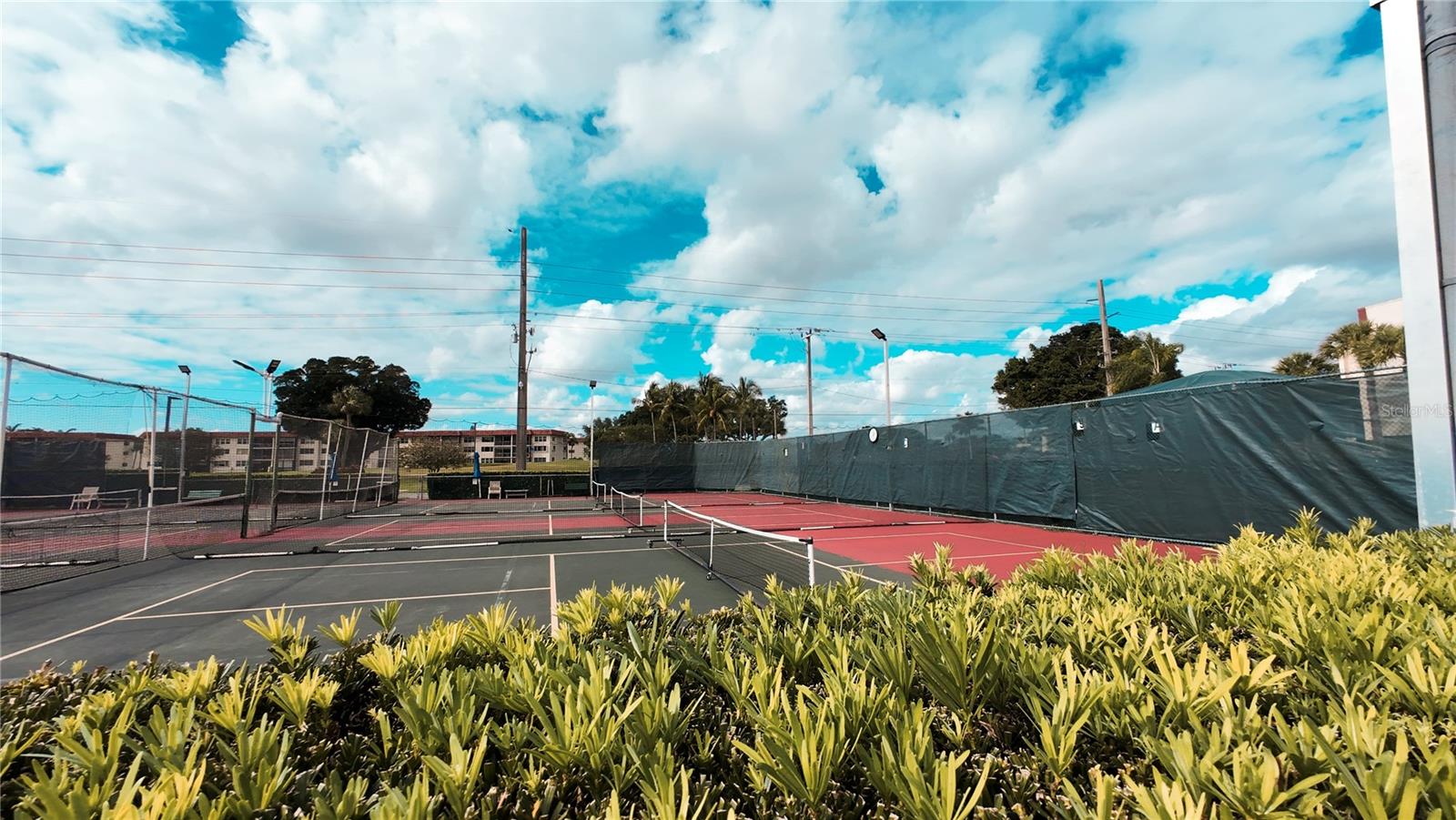 HOLLYBROOK GOLF & TENNIS CLUB CONDO - Residential