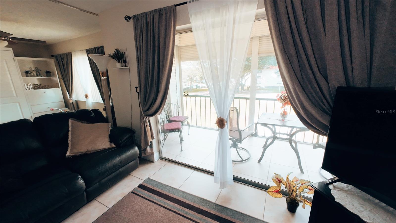 HOLLYBROOK GOLF & TENNIS CLUB CONDO - Residential