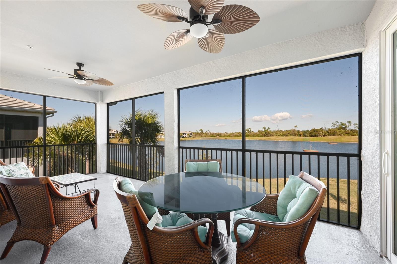 COACH HOMES IV AT HERITAGE LANDING - Residential